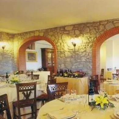 Hotel Villaggio Al Poggio Dei Papi